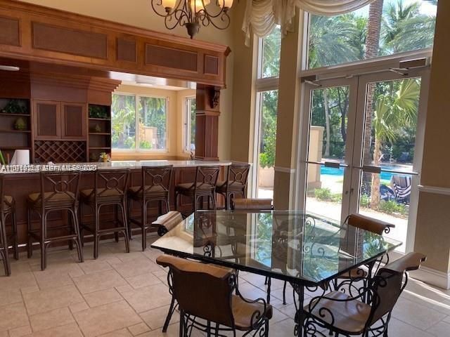 В аренду: $4,250 (3 спален, 2 ванн, 1264 Квадратных фут)