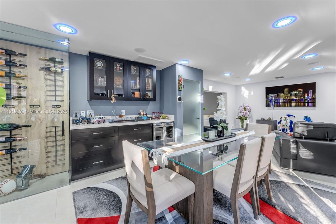 待售: $799,900 (3 贝兹, 2 浴室, 2275 平方英尺)