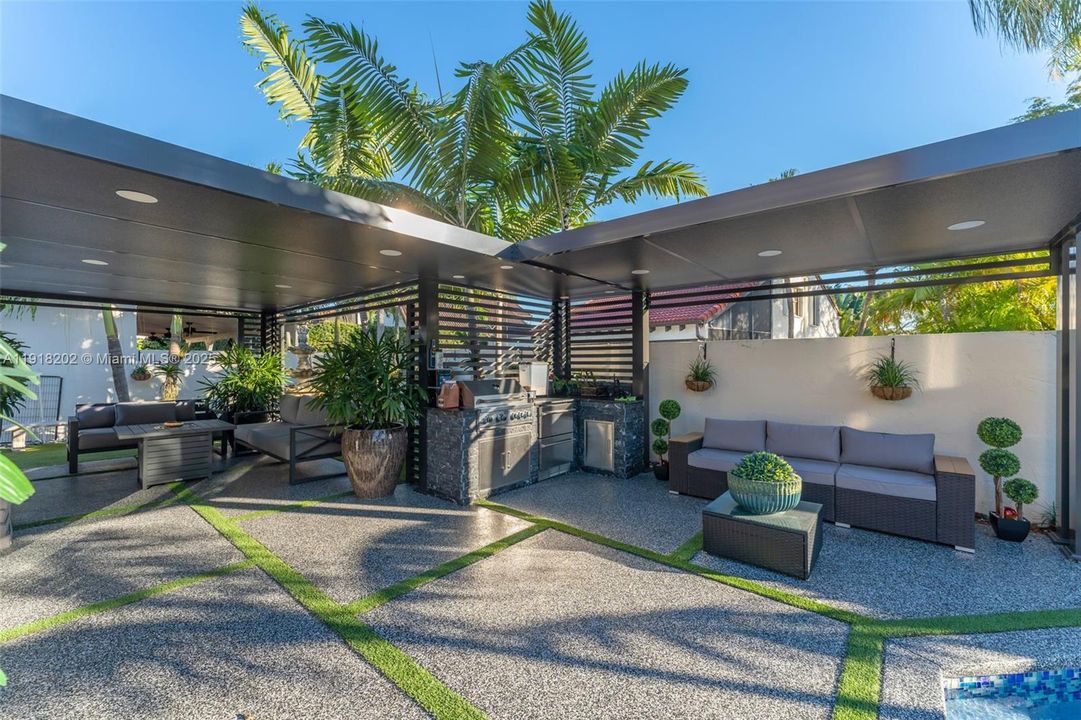 待售: $799,900 (3 贝兹, 2 浴室, 2275 平方英尺)