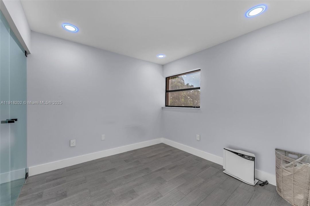 待售: $799,900 (3 贝兹, 2 浴室, 2275 平方英尺)