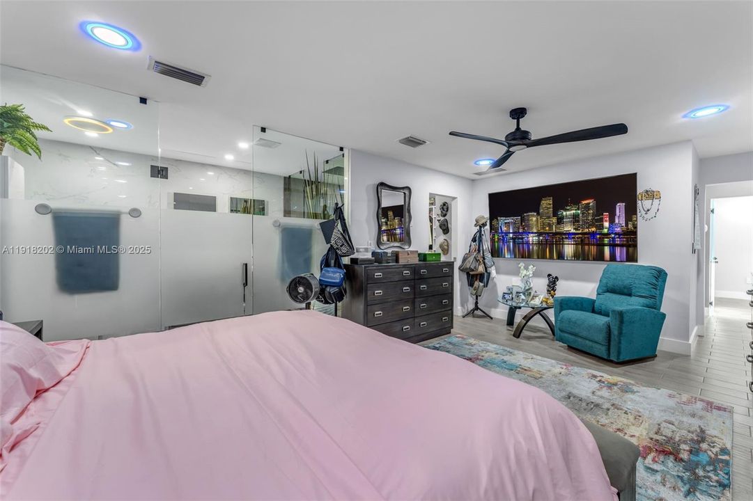 待售: $799,900 (3 贝兹, 2 浴室, 2275 平方英尺)