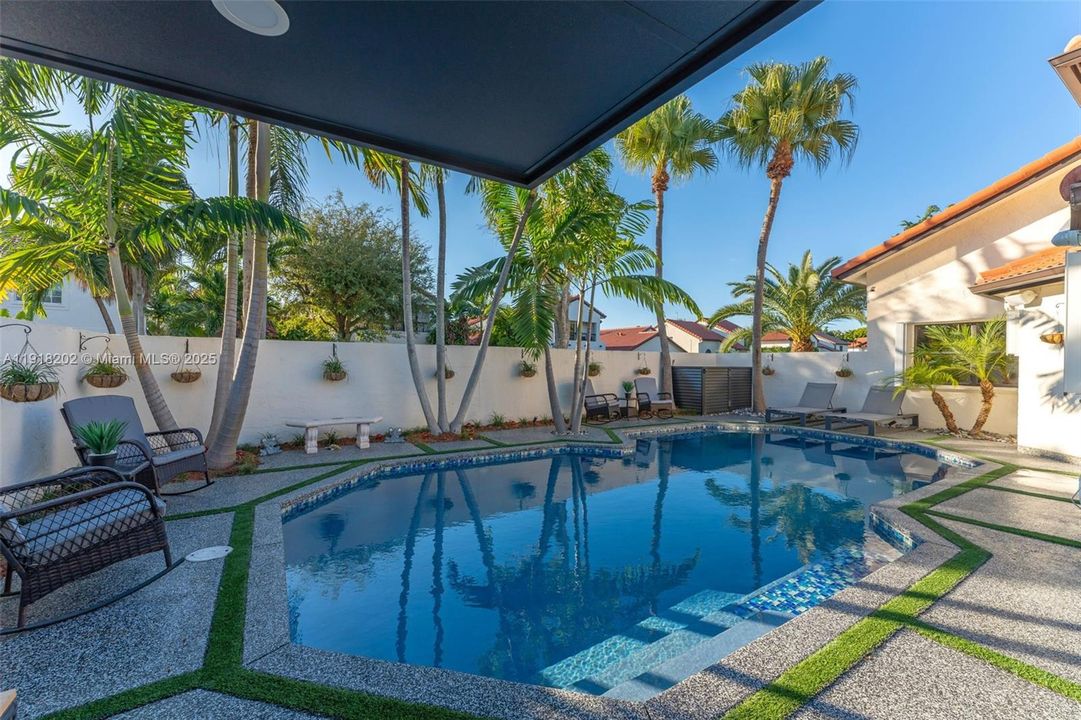 待售: $799,900 (3 贝兹, 2 浴室, 2275 平方英尺)