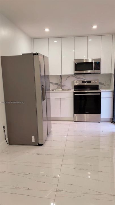 En Renta: $1,450 (1 camas, 1 baños, 2236 Pies cuadrados)