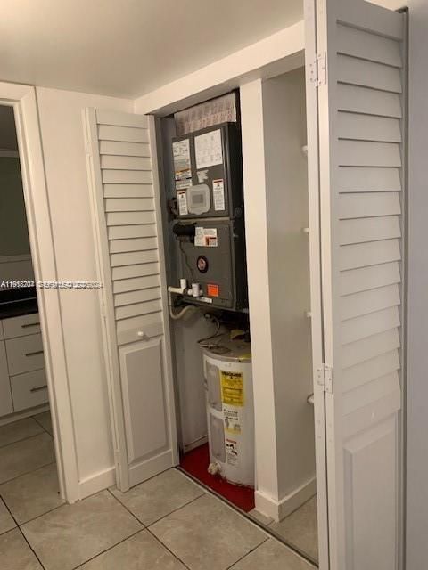 En Venta: $259,000 (2 camas, 1 baños, 930 Pies cuadrados)