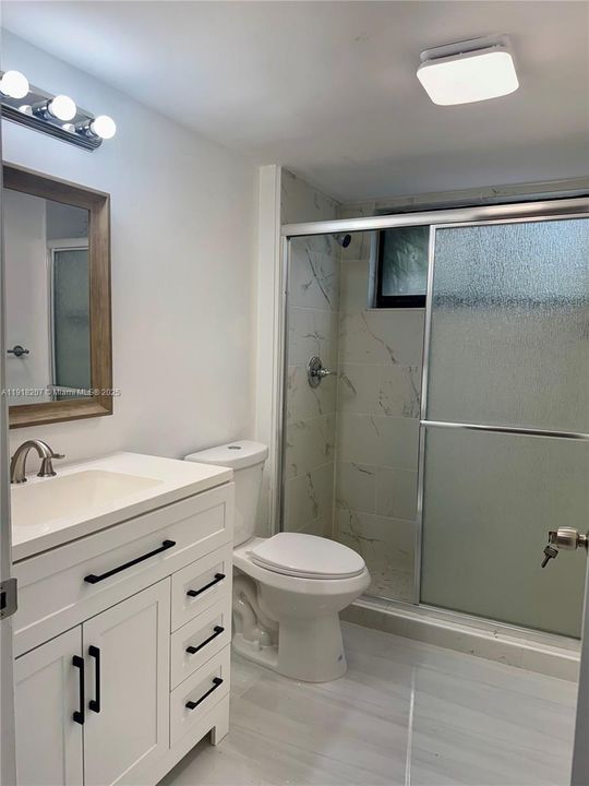 For Sale: $305,000 (2 beds, 2 baths, 1405 Square Feet)