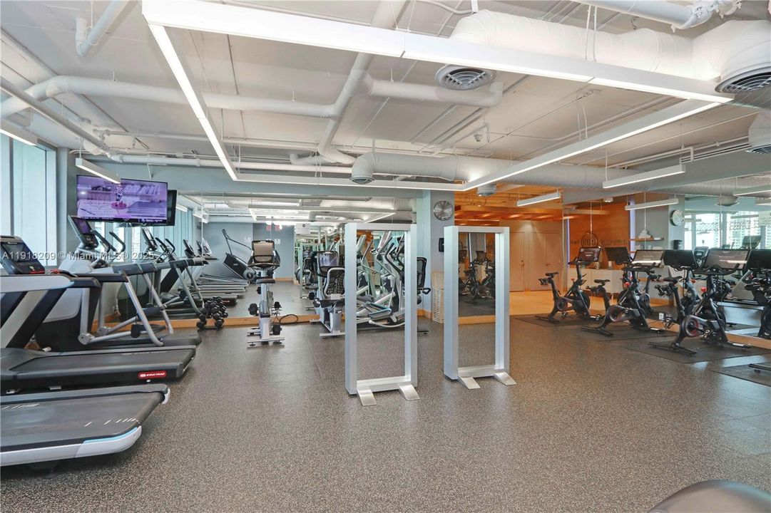 For Rent: $7,000 (2 beds, 3 baths, 1450 Square Feet)