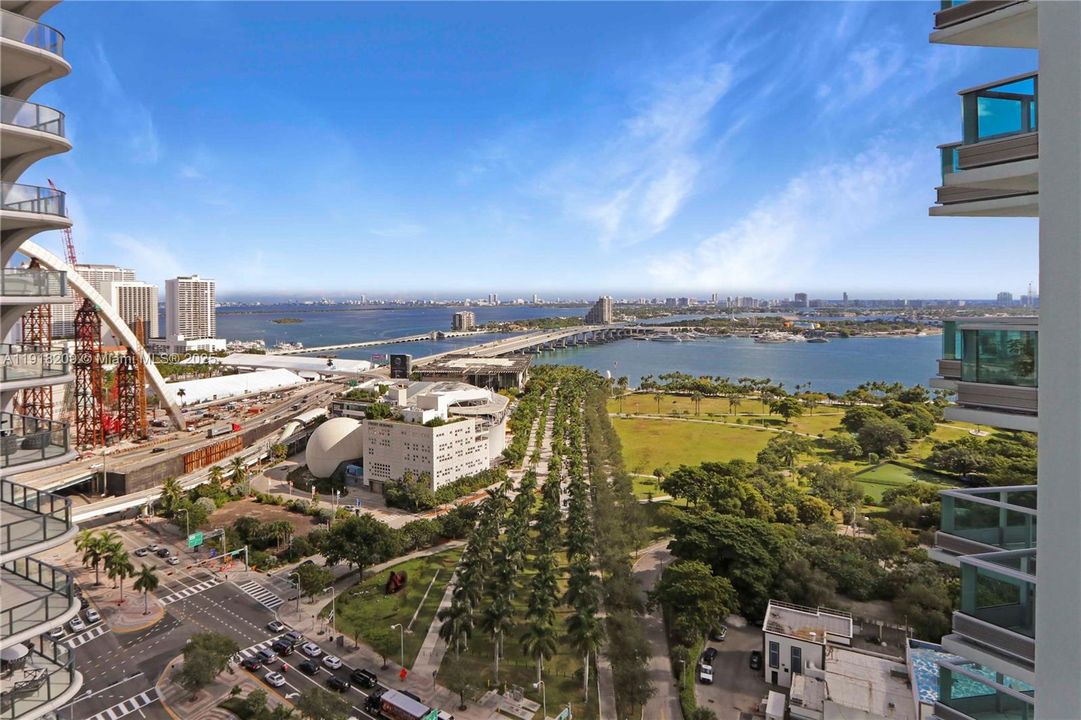 For Rent: $7,000 (2 beds, 3 baths, 1450 Square Feet)