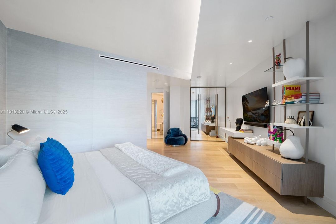 For Sale: $23,000,000 (4 beds, 4 baths, 4904 Square Feet)