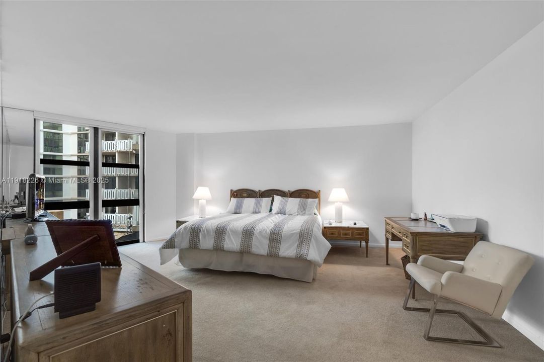 For Rent: $5,900 (2 beds, 2 baths, 1782 Square Feet)