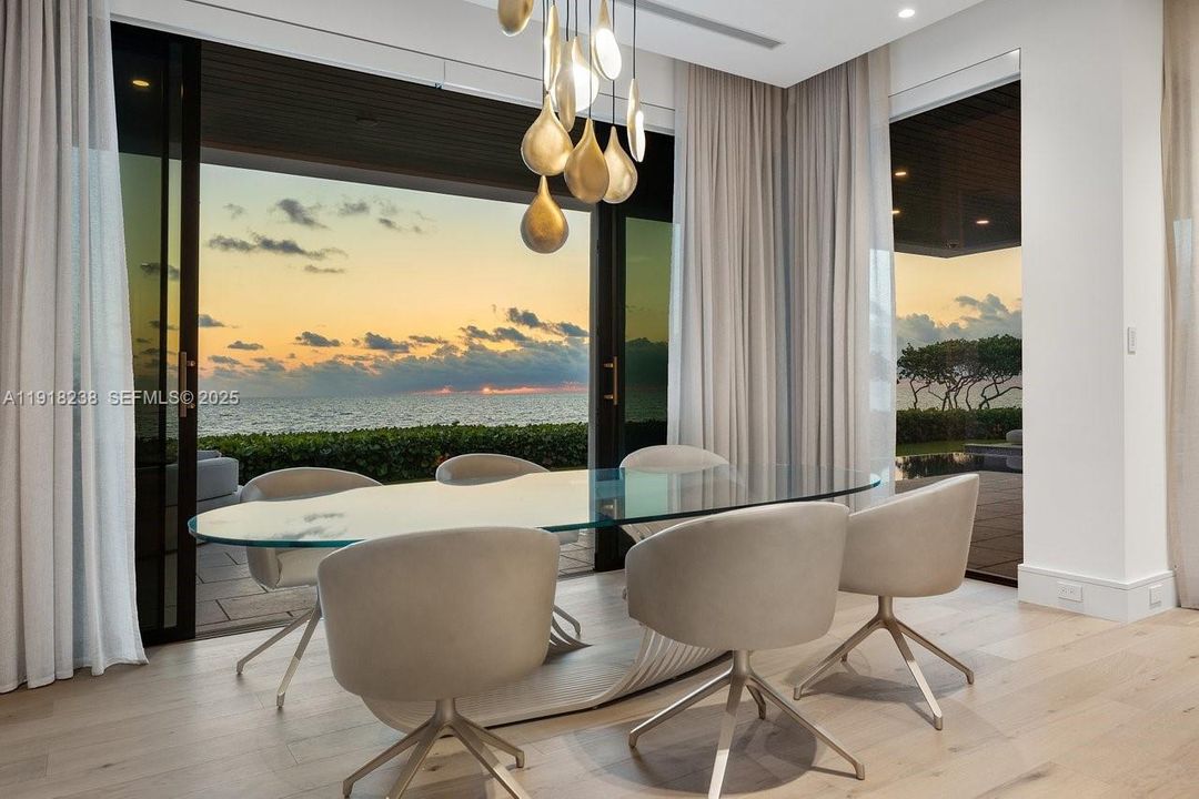 En Venta: $59,950,000 (7 camas, 8 baños, 10101 Pies cuadrados)