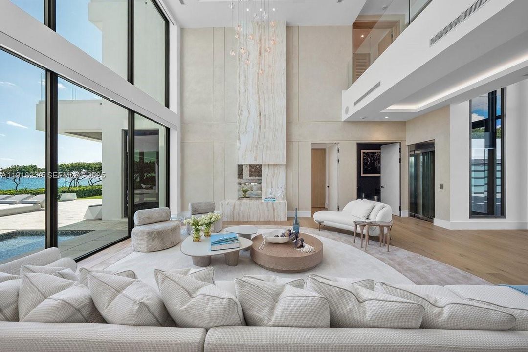 En Venta: $59,950,000 (7 camas, 8 baños, 10101 Pies cuadrados)