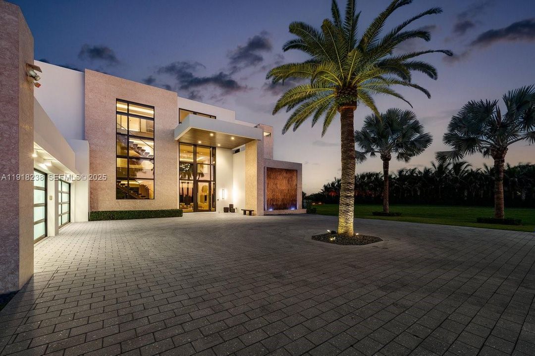 En Venta: $59,950,000 (7 camas, 8 baños, 10101 Pies cuadrados)