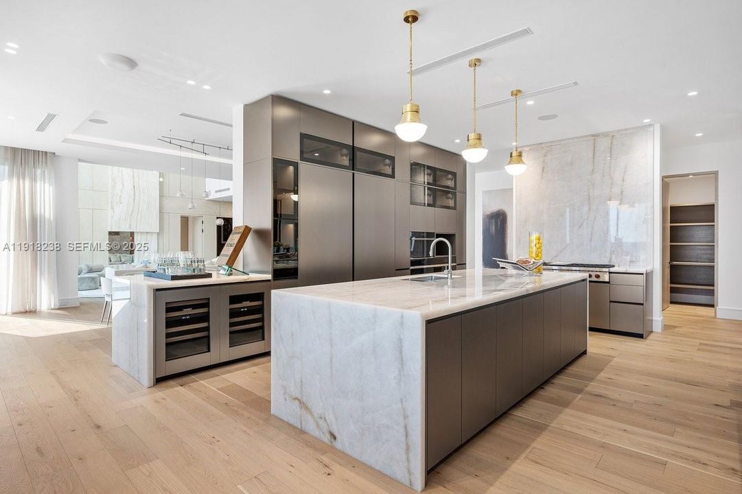 En Venta: $59,950,000 (7 camas, 8 baños, 10101 Pies cuadrados)