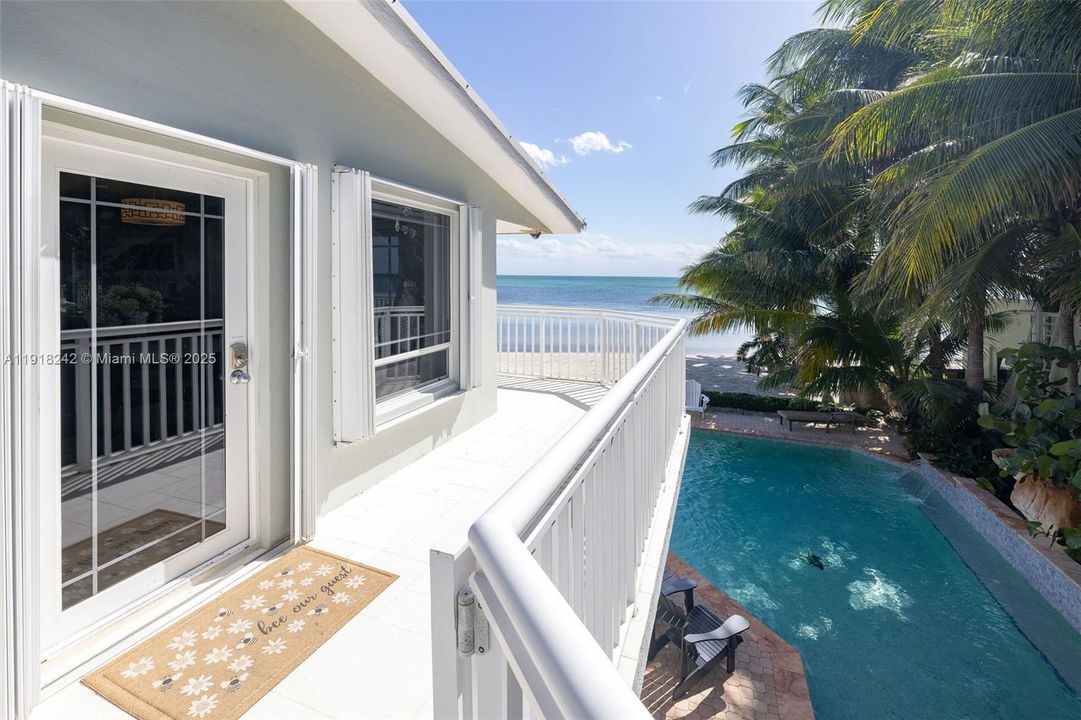 For Sale: $4,299,999 (4 beds, 4 baths, 1532 Square Feet)