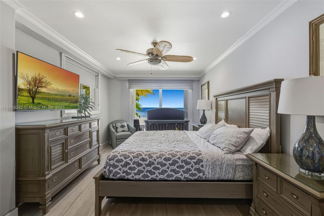 For Sale: $4,299,999 (4 beds, 4 baths, 1532 Square Feet)