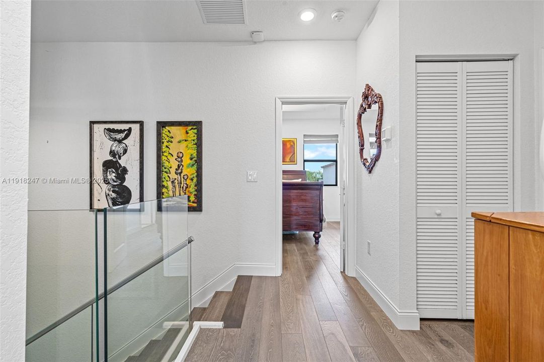 待售: $528,000 (3 贝兹, 2 浴室, 1378 平方英尺)