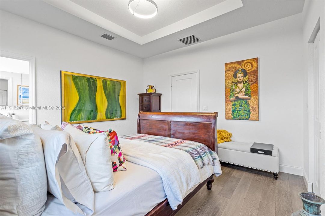 待售: $528,000 (3 贝兹, 2 浴室, 1378 平方英尺)