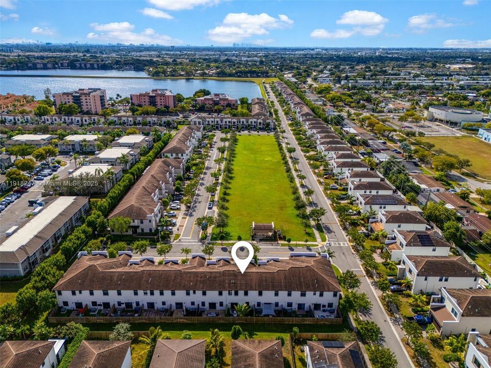 待售: $528,000 (3 贝兹, 2 浴室, 1378 平方英尺)