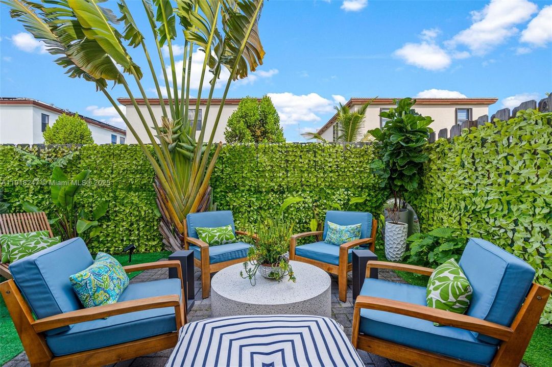 待售: $528,000 (3 贝兹, 2 浴室, 1378 平方英尺)