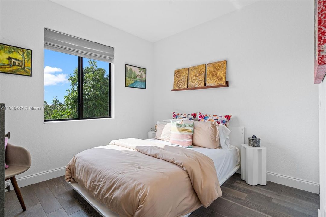 待售: $528,000 (3 贝兹, 2 浴室, 1378 平方英尺)