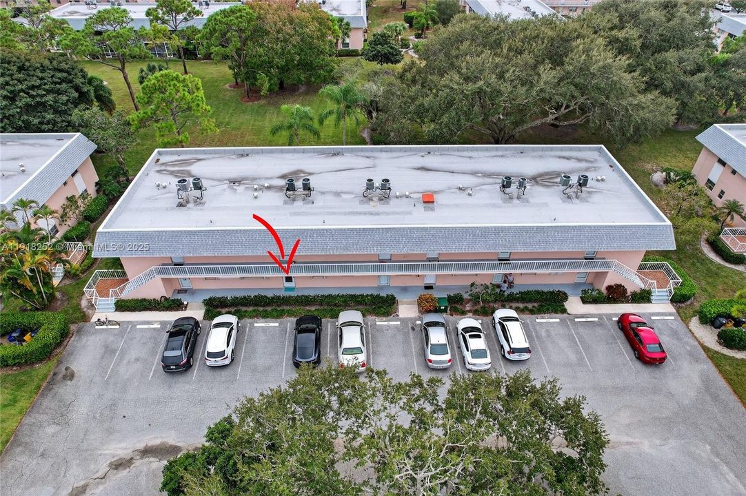 На продажу: $195,000 (2 спален, 1 ванн, 910 Квадратных фут)