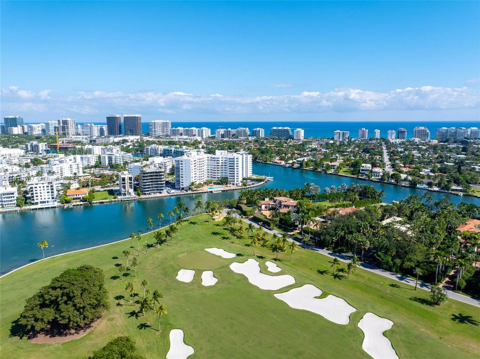 合同活跃: $6,200 (2 贝兹, 2 浴室, 1820 平方英尺)