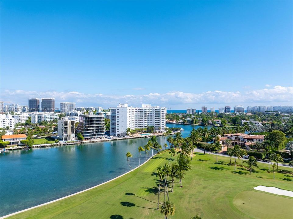 合同活跃: $6,200 (2 贝兹, 2 浴室, 1820 平方英尺)