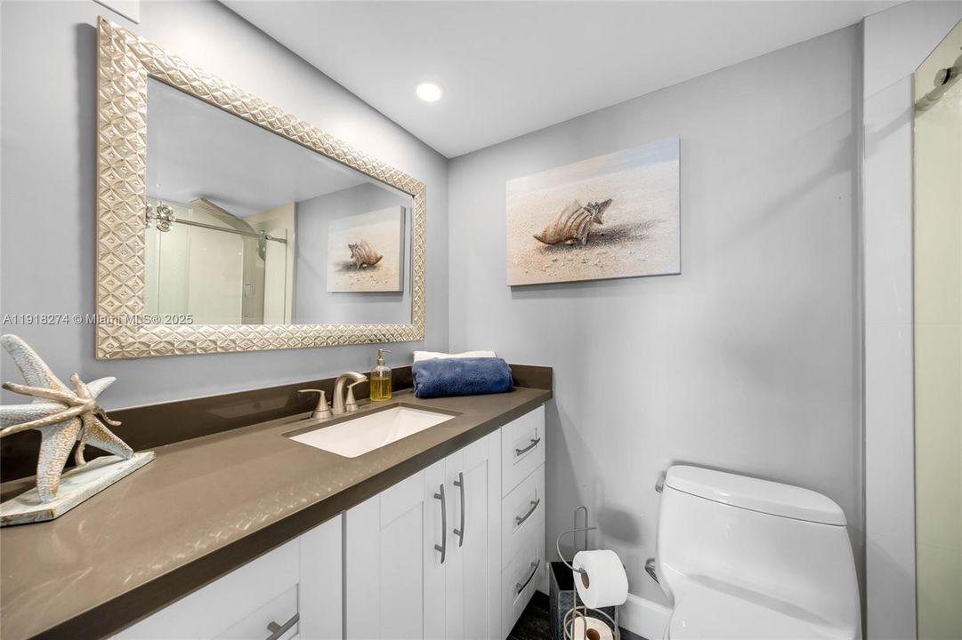 Active With Contract: $474,900 (2 beds, 2 baths, 1455 Square Feet)