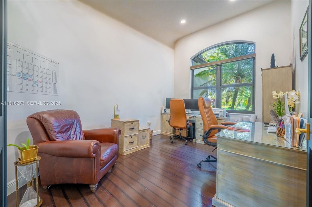 待售: $1,750,000 (4 贝兹, 3 浴室, 3060 平方英尺)