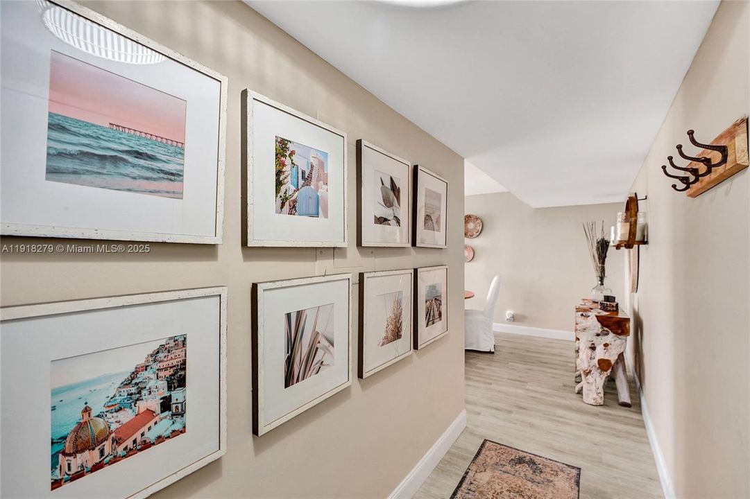 For Rent: $5,900 (2 beds, 2 baths, 1240 Square Feet)