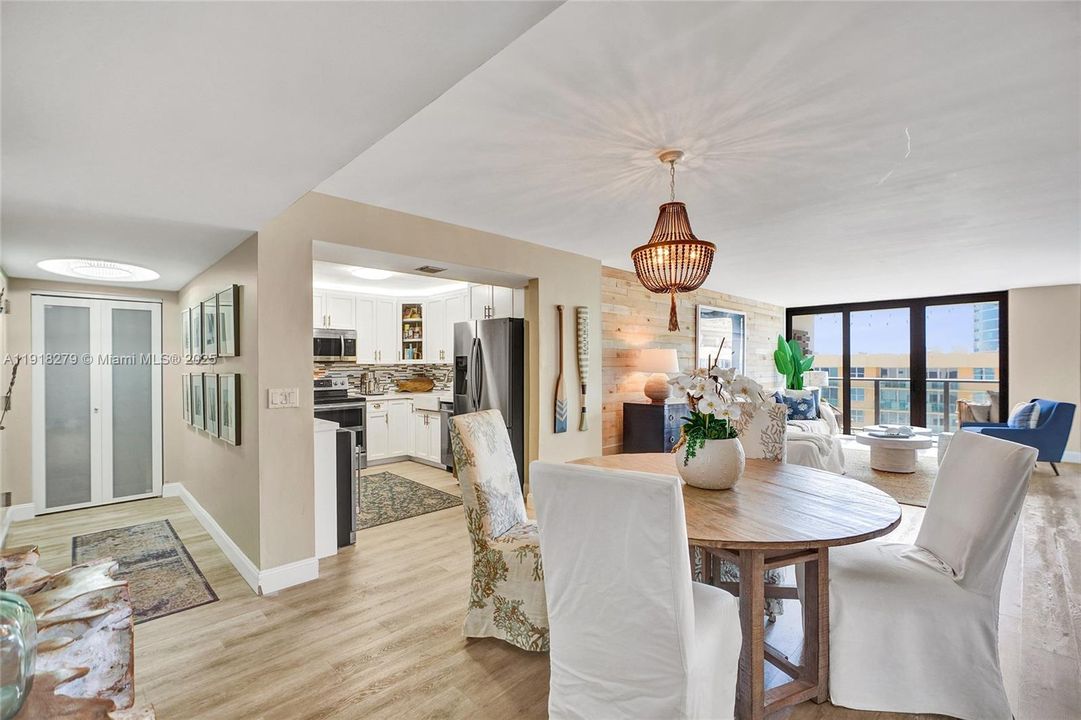 For Rent: $5,900 (2 beds, 2 baths, 1240 Square Feet)