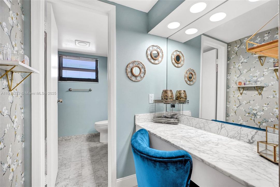 For Rent: $5,900 (2 beds, 2 baths, 1240 Square Feet)