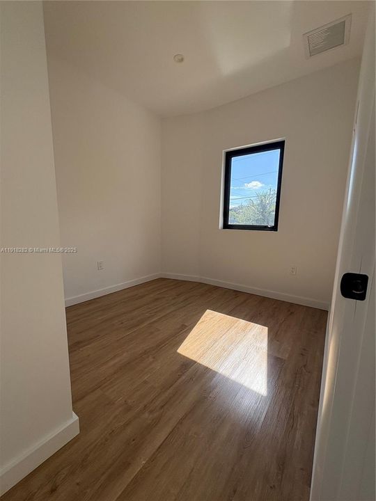 Recientemente alquilado: $2,200 (2 camas, 2 baños, 650 Pies cuadrados)