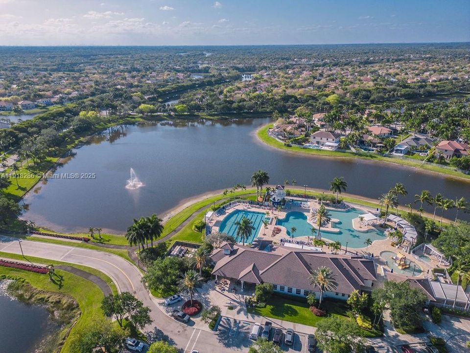 En Venta: $665,000 (3 camas, 2 baños, 1420 Pies cuadrados)