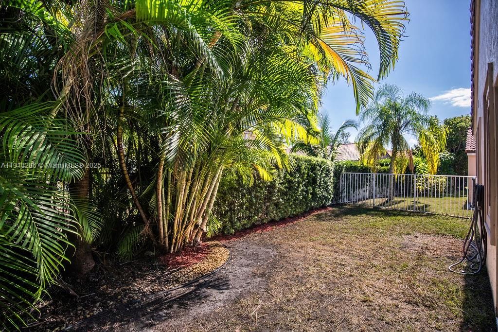 En Venta: $665,000 (3 camas, 2 baños, 1420 Pies cuadrados)