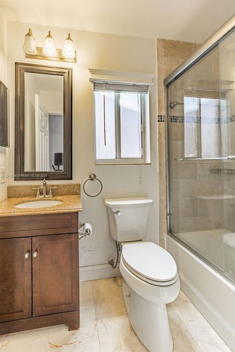 En Venta: $665,000 (3 camas, 2 baños, 1420 Pies cuadrados)