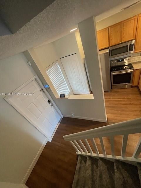 В аренду: $2,200 (2 спален, 2 ванн, 1008 Квадратных фут)