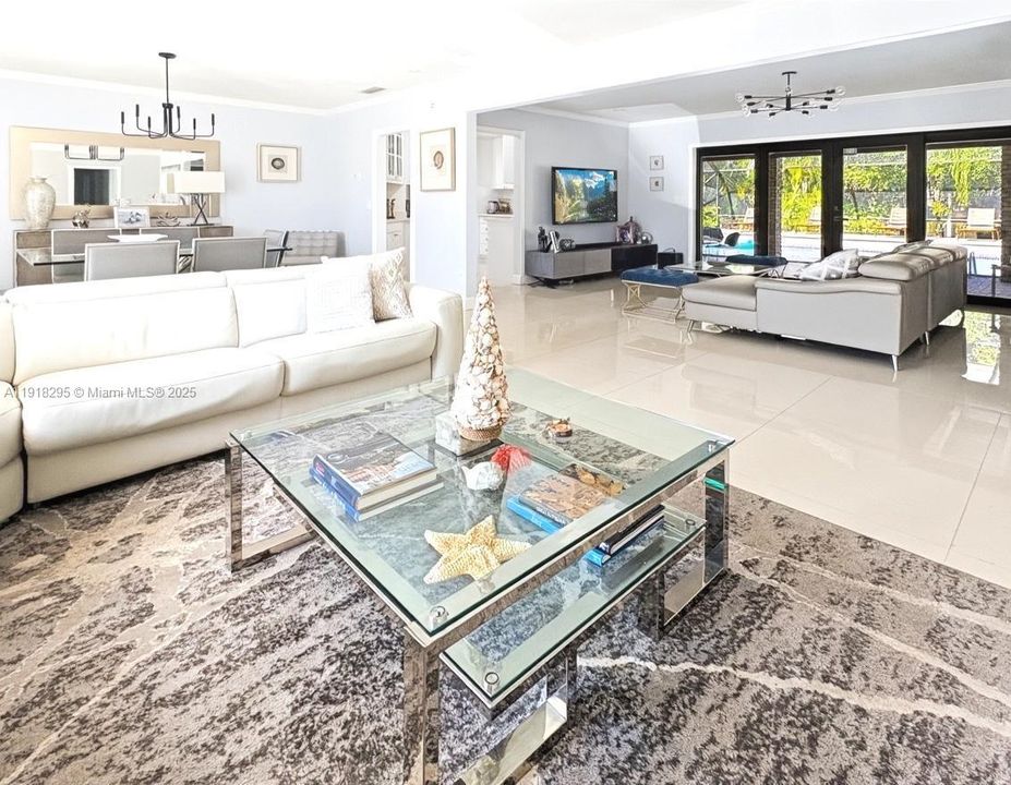 For Sale: $1,699,000 (5 beds, 3 baths, 2551 Square Feet)