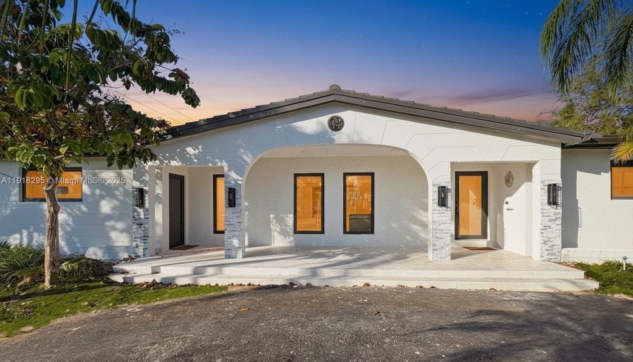 For Sale: $1,699,000 (5 beds, 3 baths, 2551 Square Feet)