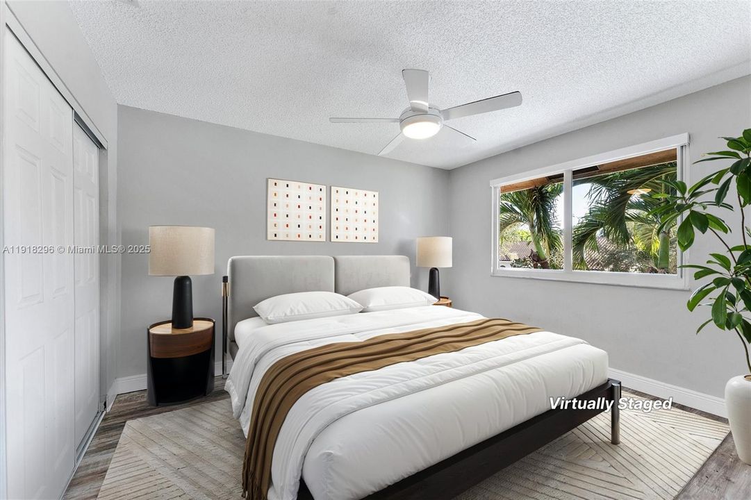 For Sale: $775,000 (5 beds, 2 baths, 2502 Square Feet)