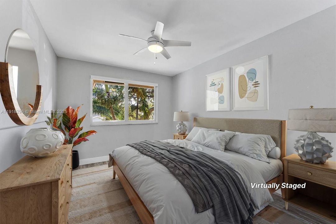 For Sale: $775,000 (5 beds, 2 baths, 2502 Square Feet)