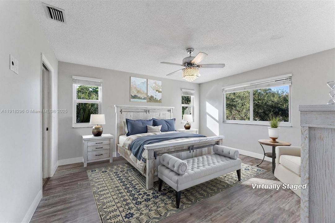 For Sale: $775,000 (5 beds, 2 baths, 2502 Square Feet)