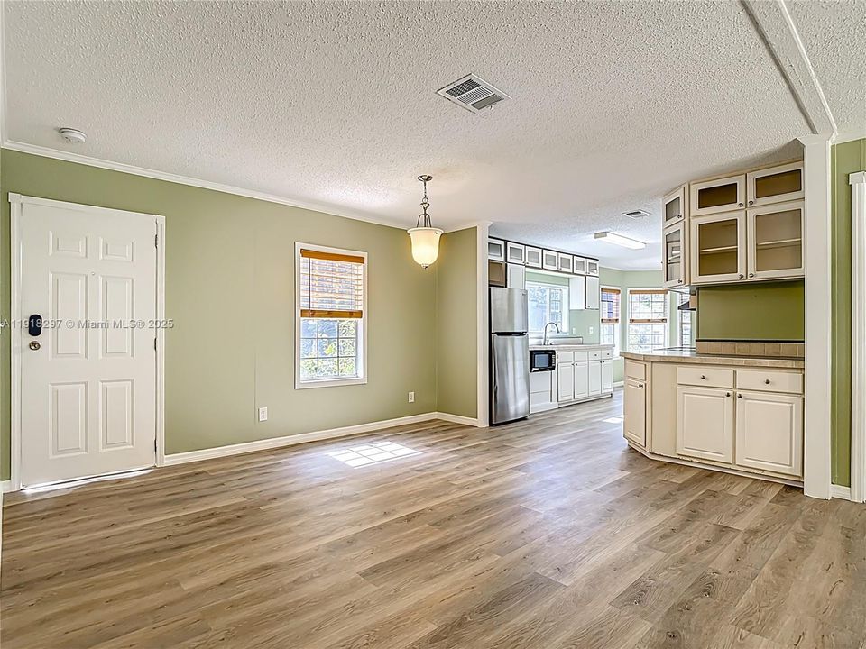 На продажу: $189,900 (3 спален, 2 ванн, 0 Квадратных фут)