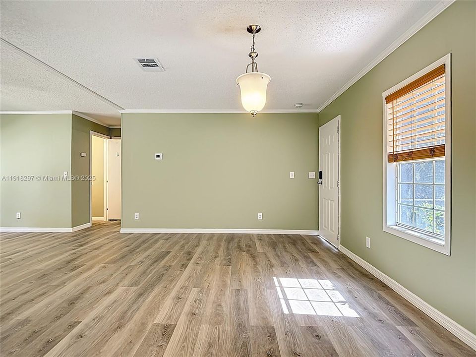 На продажу: $189,900 (3 спален, 2 ванн, 0 Квадратных фут)