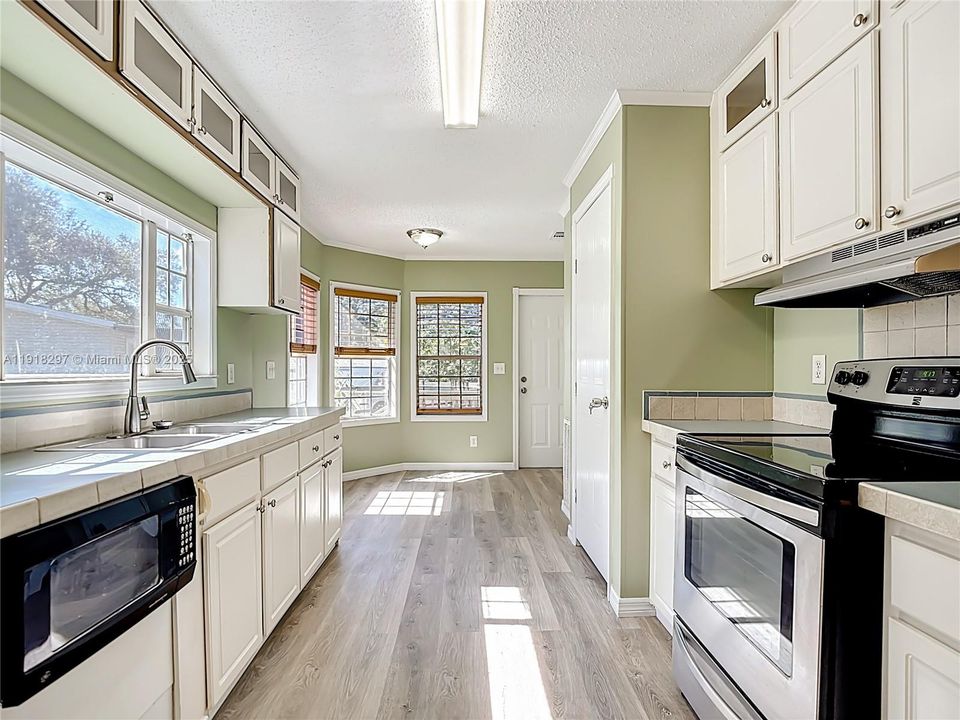 На продажу: $189,900 (3 спален, 2 ванн, 0 Квадратных фут)