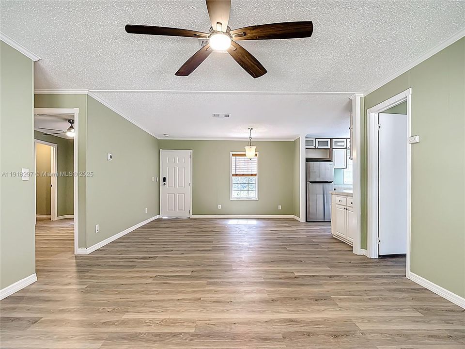 На продажу: $189,900 (3 спален, 2 ванн, 0 Квадратных фут)