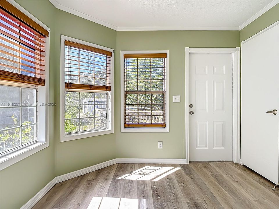 На продажу: $189,900 (3 спален, 2 ванн, 0 Квадратных фут)