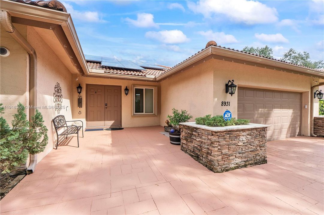 For Rent: $6,000 (4 beds, 2 baths, 2602 Square Feet)