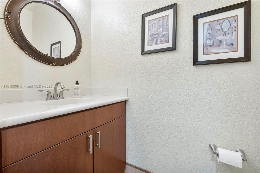 For Rent: $6,000 (4 beds, 2 baths, 2602 Square Feet)