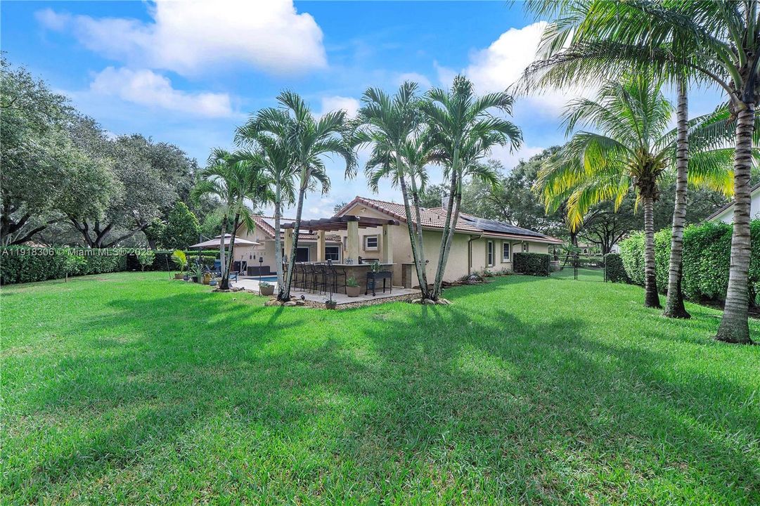 For Rent: $6,000 (4 beds, 2 baths, 2602 Square Feet)